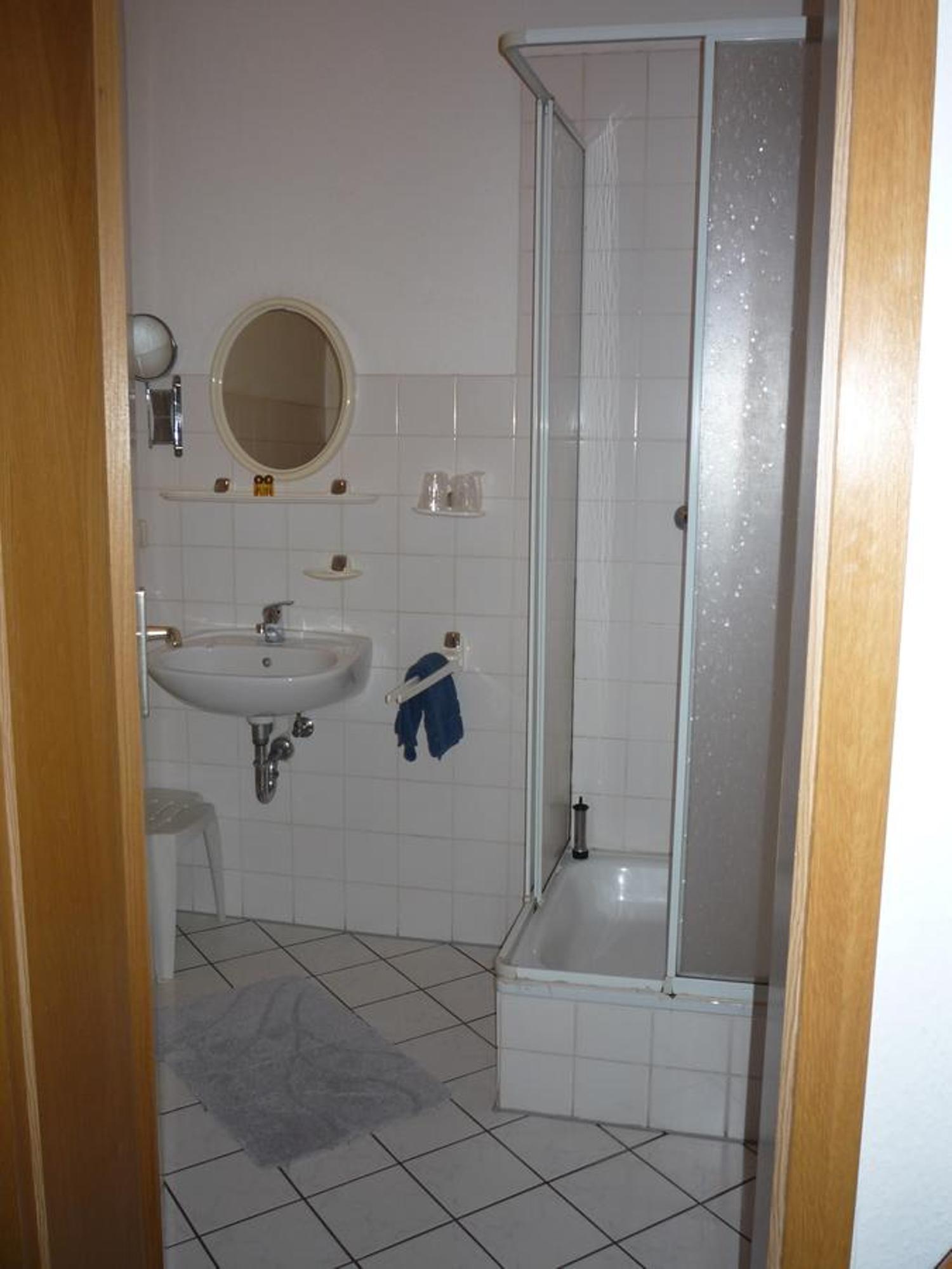 Halle  Gasthof & Pension Hause מראה חיצוני תמונה